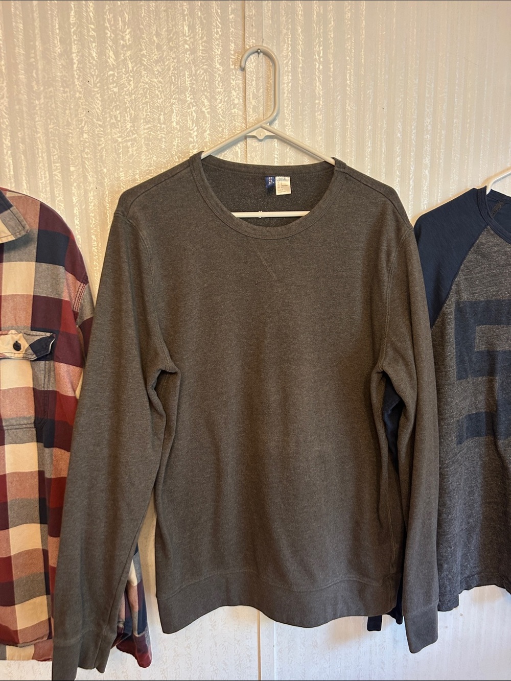 H&M Bundle !!! Three items - Picture 7 of 9